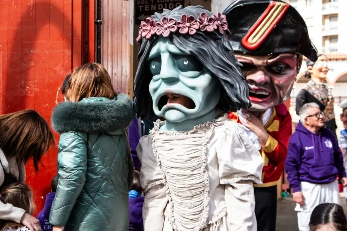 GALER&Iacute;A | Cabezudos, disfraces y chiquiller&iacute;a, obligados ingredientes para el carnaval de Soria 