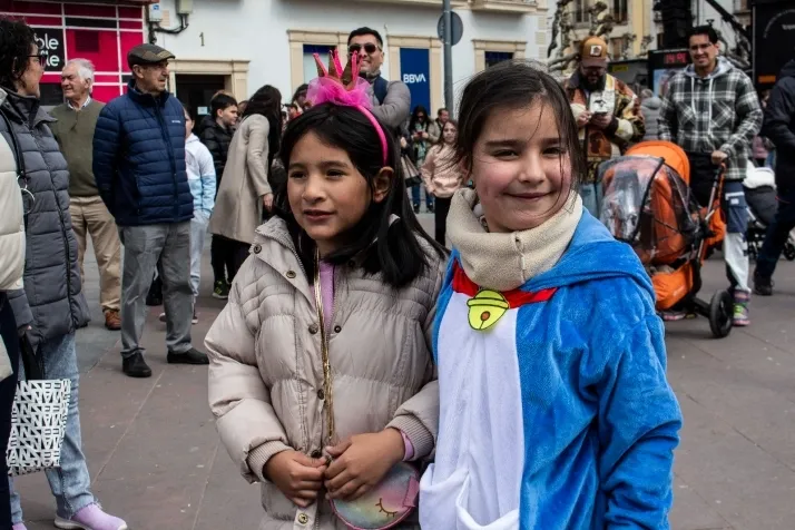 GALER&Iacute;A | Cabezudos, disfraces y chiquiller&iacute;a, obligados ingredientes para el carnaval de Soria 