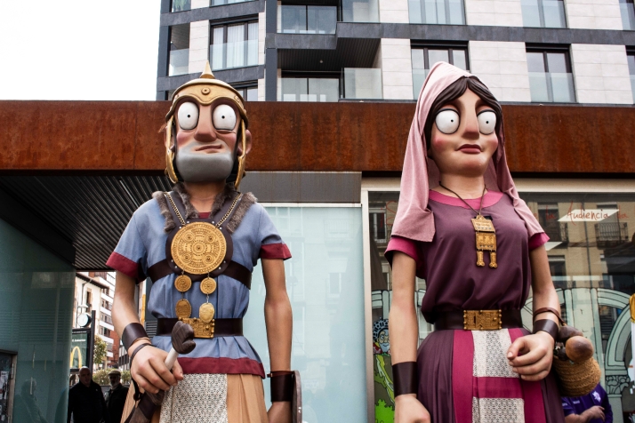 GALER&Iacute;A | Cabezudos, disfraces y chiquiller&iacute;a, obligados ingredientes para el carnaval de Soria 