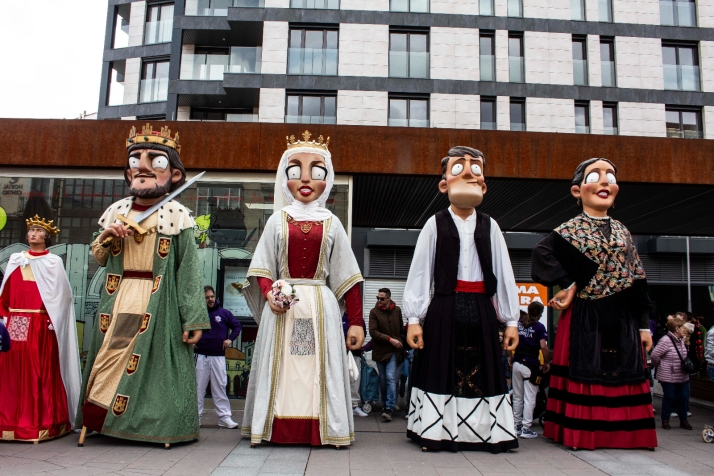 GALER&Iacute;A | Cabezudos, disfraces y chiquiller&iacute;a, obligados ingredientes para el carnaval de Soria 