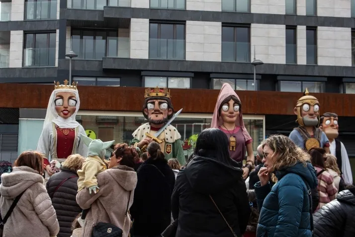 GALER&Iacute;A | Cabezudos, disfraces y chiquiller&iacute;a, obligados ingredientes para el carnaval de Soria 