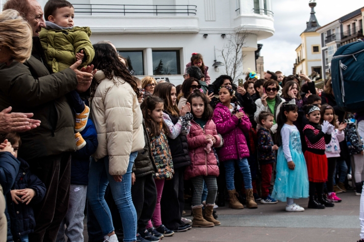 GALER&Iacute;A | Cabezudos, disfraces y chiquiller&iacute;a, obligados ingredientes para el carnaval de Soria 