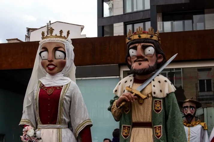 GALER&Iacute;A | Cabezudos, disfraces y chiquiller&iacute;a, obligados ingredientes para el carnaval de Soria 