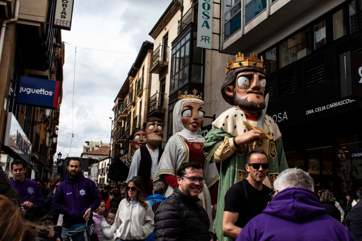 GALER&Iacute;A | Cabezudos, disfraces y chiquiller&iacute;a, obligados ingredientes para el carnaval de Soria 