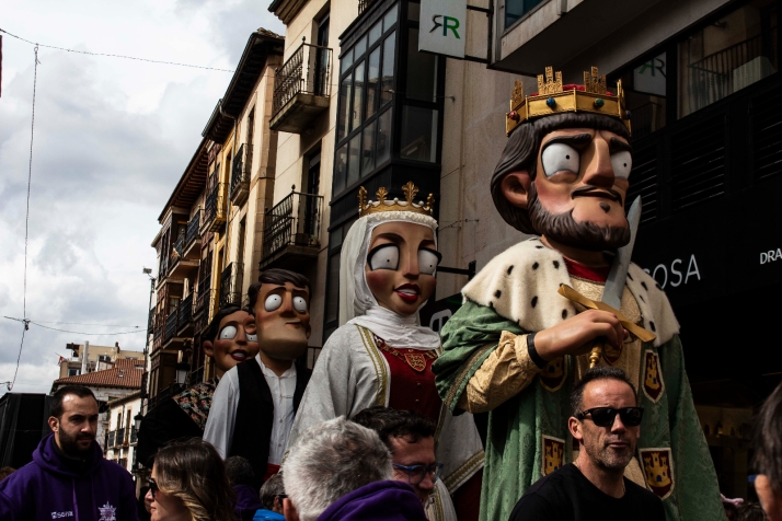 GALER&Iacute;A | Cabezudos, disfraces y chiquiller&iacute;a, obligados ingredientes para el carnaval de Soria 