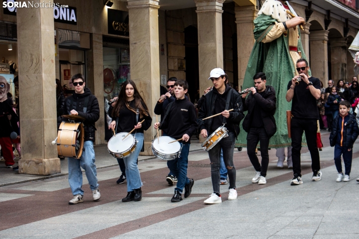 GALER&Iacute;A | Cabezudos, disfraces y chiquiller&iacute;a, obligados ingredientes para el carnaval de Soria 