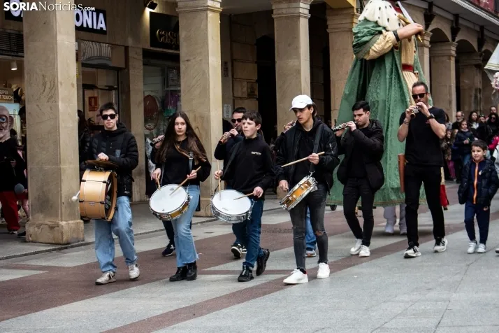 GALER&Iacute;A | Cabezudos, disfraces y chiquiller&iacute;a, obligados ingredientes para el carnaval de Soria 