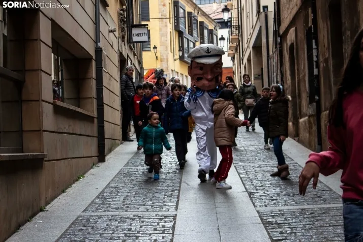 GALER&Iacute;A | Cabezudos, disfraces y chiquiller&iacute;a, obligados ingredientes para el carnaval de Soria 