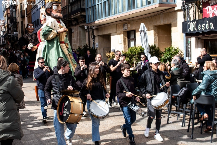 GALER&Iacute;A | Cabezudos, disfraces y chiquiller&iacute;a, obligados ingredientes para el carnaval de Soria 