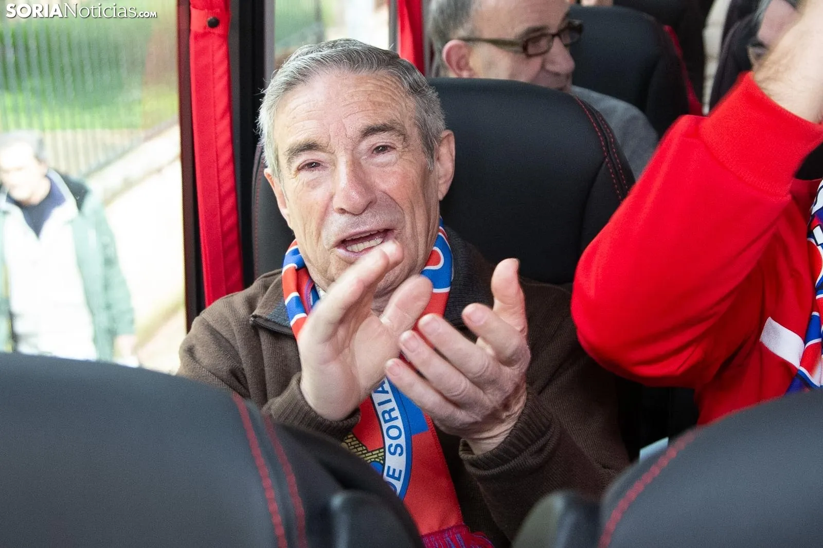 Foto 10 - Fotos| Los 45 valientes aficionados numantinos empiezan su traves&iacute;a hasta Pontevedra: 15 horas de viaje y &ldquo;mucha ilusi&oacute;n&rdquo;