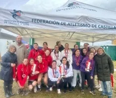 Foto 5 - La lluvia y el viento no frenan el esp&iacute;ritu competitivo en el Regional de cross en &Oacute;lvega