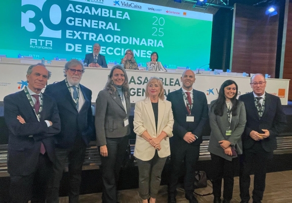 La Junta arropa al sector autónomo en la asamblea de ATA