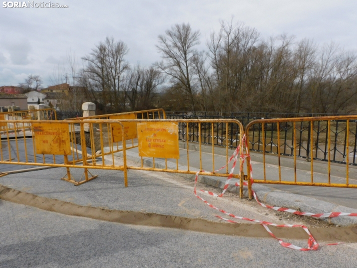 GALER&Iacute;A | As&iacute; est&aacute; el puente de San Esteban tras la ca&iacute;da de uno de sus aleros: ho