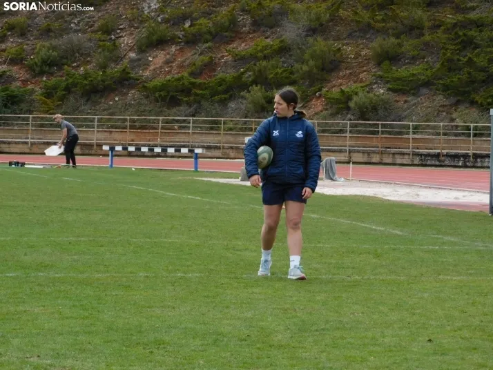 &iexcl;Placados por la diversi&oacute;n! 400 ni&ntilde;os hacen un "ensayo" de rugby en Soria, en fo
