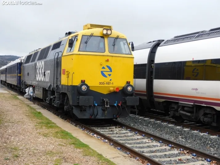 Fotos: 500 pasajeros llegan a Soria procedentes de Madrid y Zaragoza en un tren con m&aacute;s de 100 a&ntilde