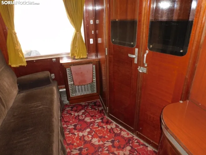 Fotos: 500 pasajeros llegan a Soria procedentes de Madrid y Zaragoza en un tren con m&aacute;s de 100 a&ntilde