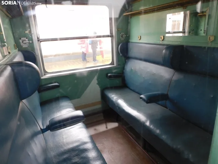 Fotos: 500 pasajeros llegan a Soria procedentes de Madrid y Zaragoza en un tren con m&aacute;s de 100 a&ntilde