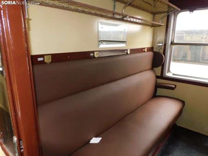 Fotos: 500 pasajeros llegan a Soria procedentes de Madrid y Zaragoza en un tren con m&aacute;s de 100 a&ntilde