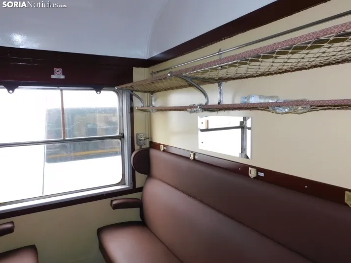 Fotos: 500 pasajeros llegan a Soria procedentes de Madrid y Zaragoza en un tren con m&aacute;s de 100 a&ntilde
