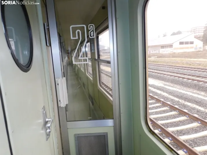 Fotos: 500 pasajeros llegan a Soria procedentes de Madrid y Zaragoza en un tren con m&aacute;s de 100 a&ntilde