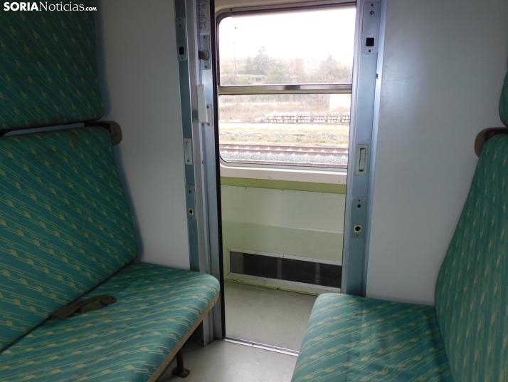 Fotos: 500 pasajeros llegan a Soria procedentes de Madrid y Zaragoza en un tren con m&aacute;s de 100 a&ntilde