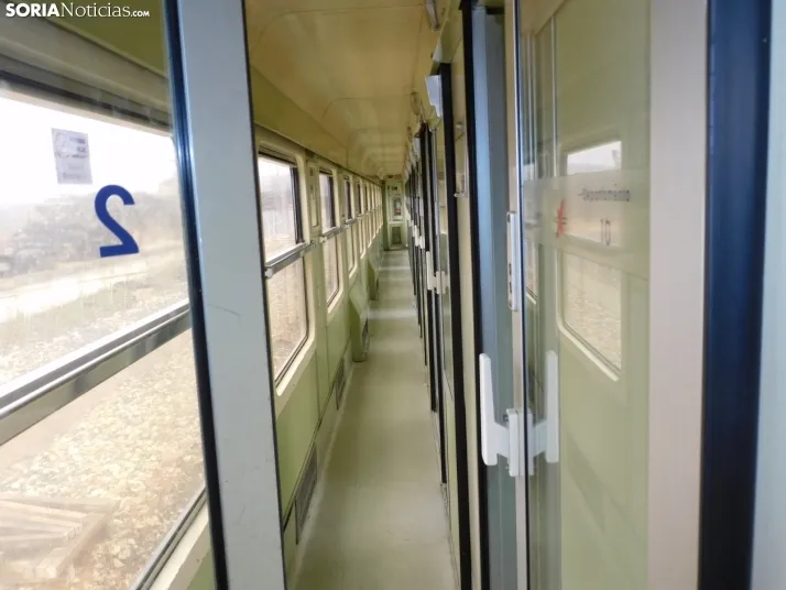 Fotos: 500 pasajeros llegan a Soria procedentes de Madrid y Zaragoza en un tren con m&aacute;s de 100 a&ntilde