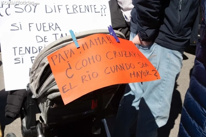 Manifestación por el puente