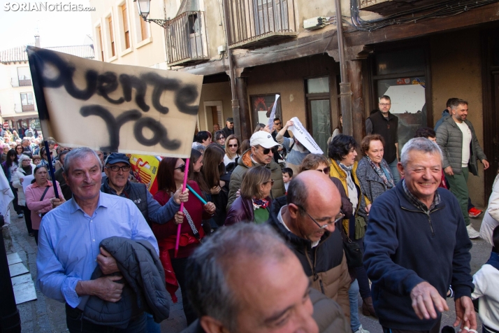 Manifestación por el puente