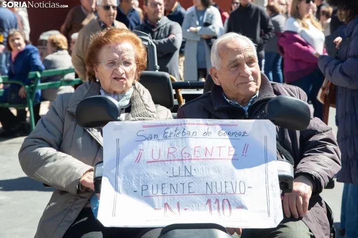 Manifestación por el puente