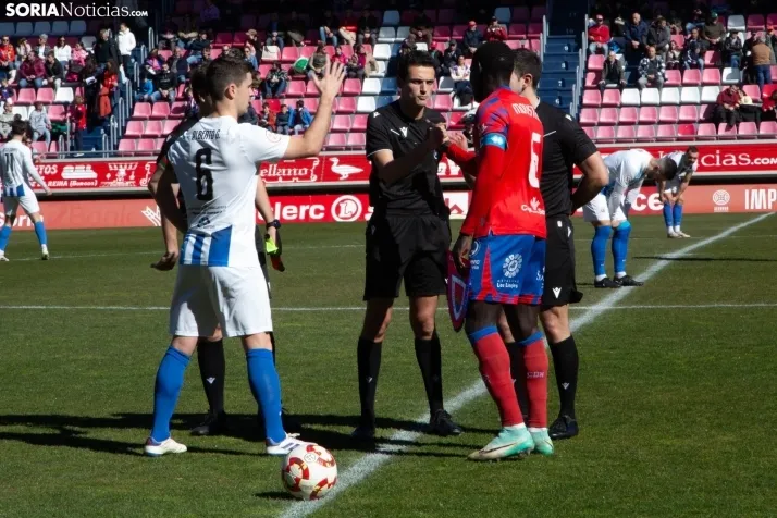 Numancia vs Gimnástica Torrelavega
