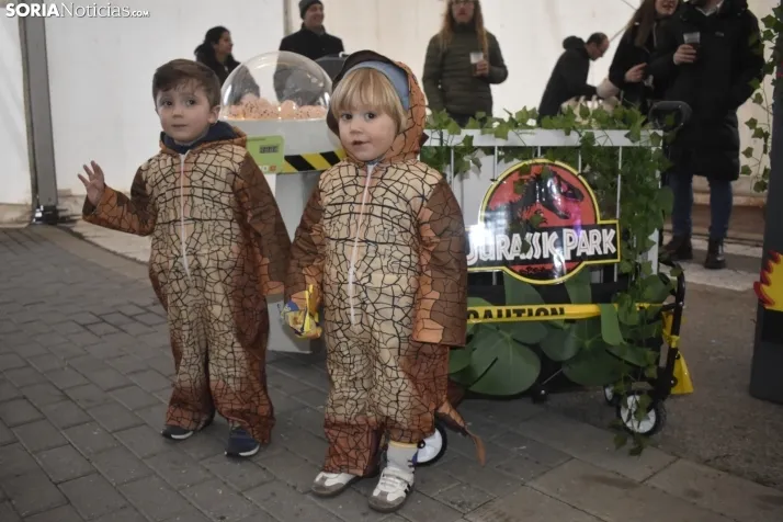 Los más pequeños se disfrazan en Almazán.