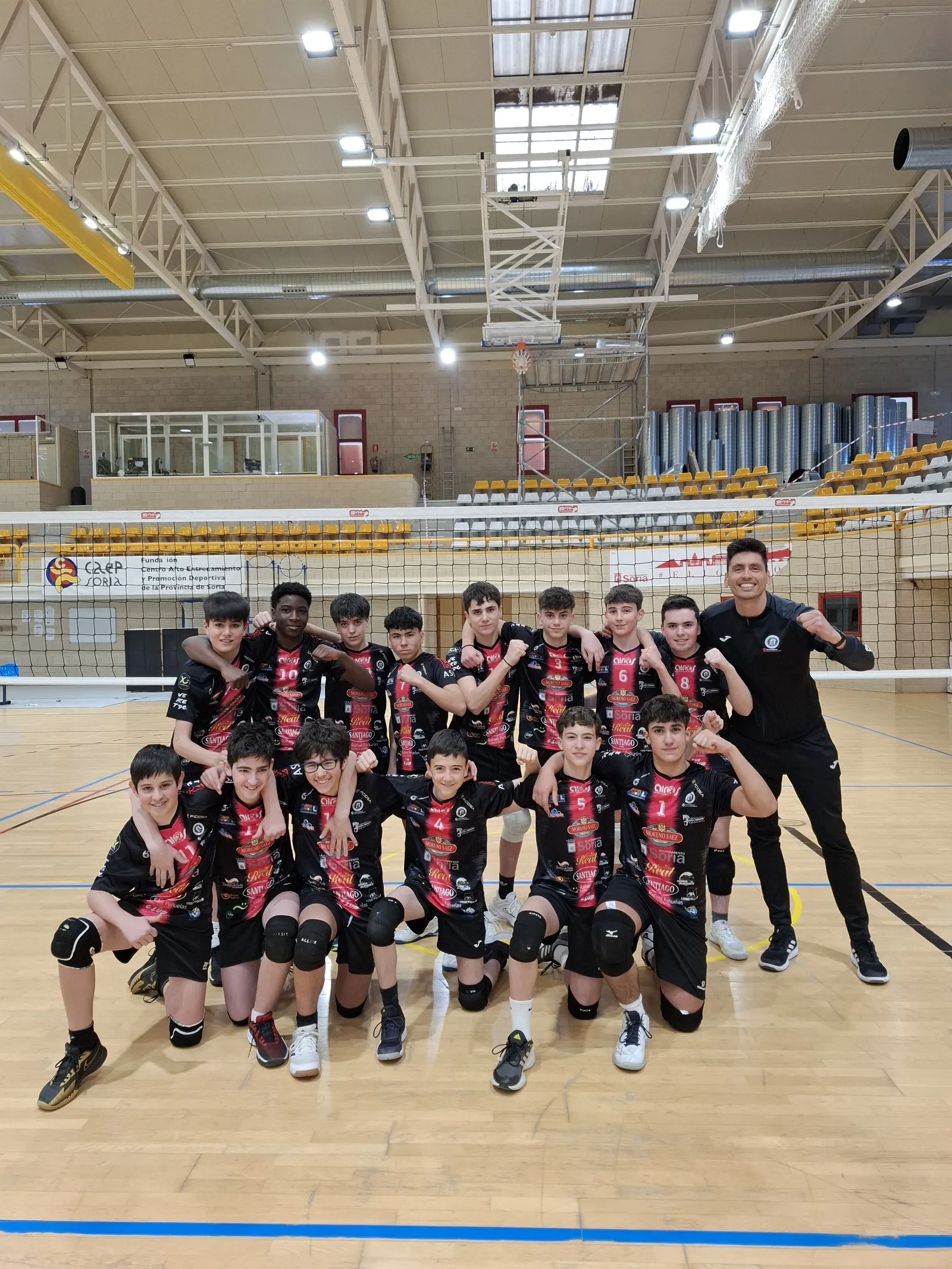 Foto 2 - La cantera del Sporting Santo Domingo triunfa en Castilla y Le&oacute;n, clasificando a varios equipos para el Campeonato de Espa&ntilde;a