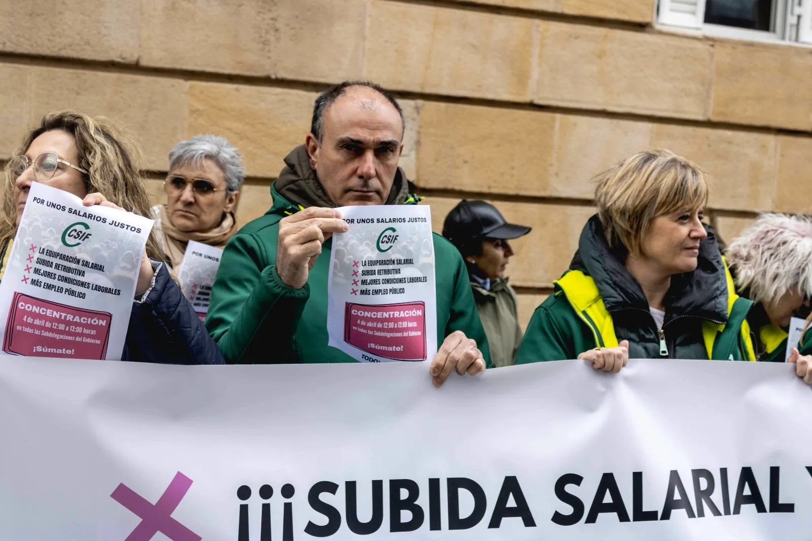 Foto 7 - CSIF sospecha que el dinero que tendr&iacute;a que ir dirigido a subir los sueldos p&uacute;blicos vaya al 2% de defensa