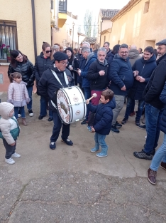 Foto 4 - Los quintos de Utrilla 'explotan' su Judas