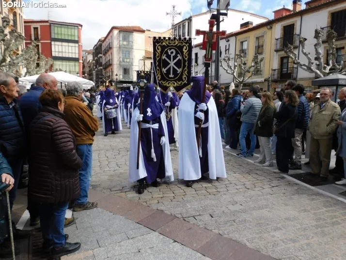 Fotos: Multitudinaria procesi&oacute;n de Las Siete Palabras de Jes&uacute;s en la Cruz