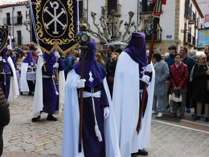 Fotos: Multitudinaria procesi&oacute;n de Las Siete Palabras de Jes&uacute;s en la Cruz