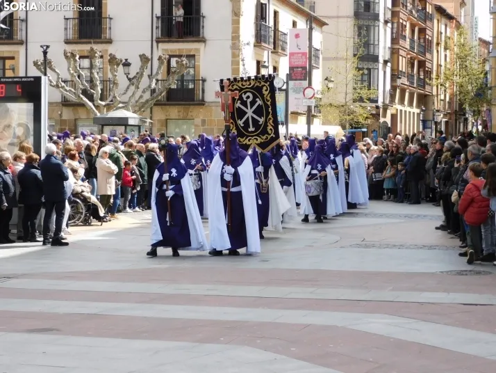 Fotos: Multitudinaria procesi&oacute;n de Las Siete Palabras de Jes&uacute;s en la Cruz