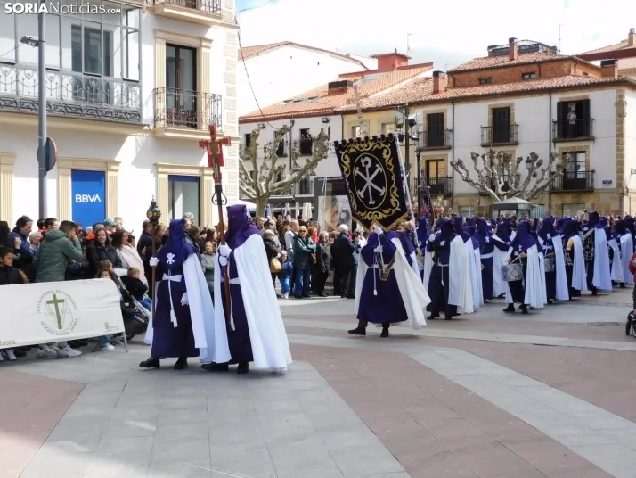 Fotos: Multitudinaria procesi&oacute;n de Las Siete Palabras de Jes&uacute;s en la Cruz