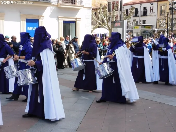 Fotos: Multitudinaria procesi&oacute;n de Las Siete Palabras de Jes&uacute;s en la Cruz