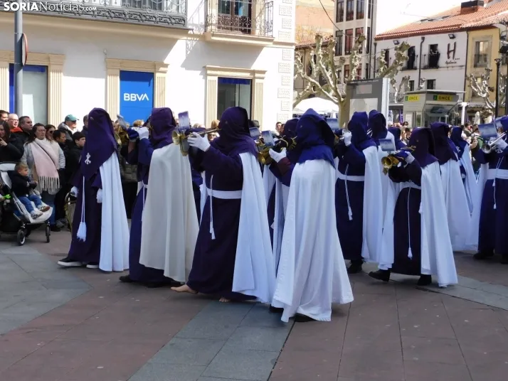 Fotos: Multitudinaria procesi&oacute;n de Las Siete Palabras de Jes&uacute;s en la Cruz