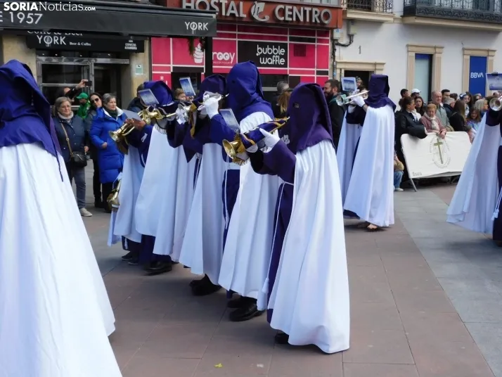 Fotos: Multitudinaria procesi&oacute;n de Las Siete Palabras de Jes&uacute;s en la Cruz