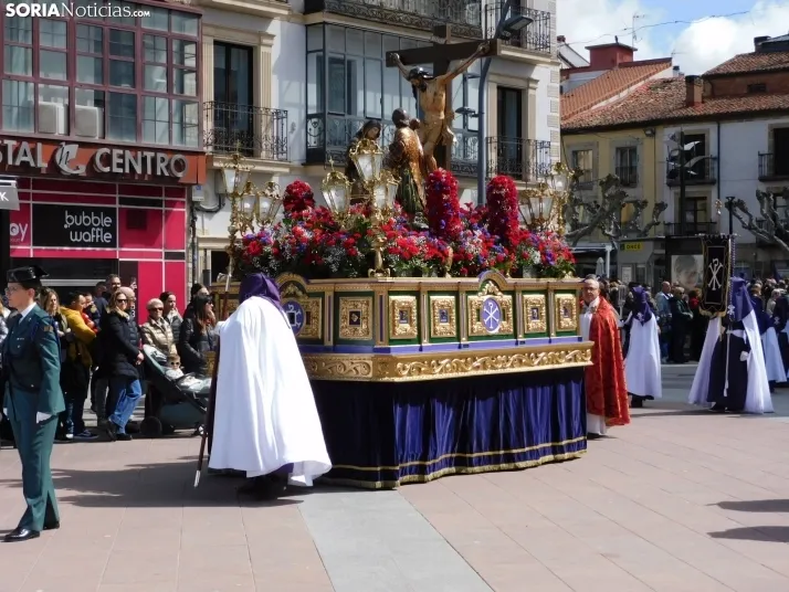 Fotos: Multitudinaria procesi&oacute;n de Las Siete Palabras de Jes&uacute;s en la Cruz