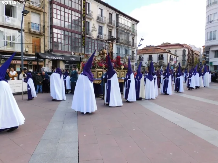 Fotos: Multitudinaria procesi&oacute;n de Las Siete Palabras de Jes&uacute;s en la Cruz