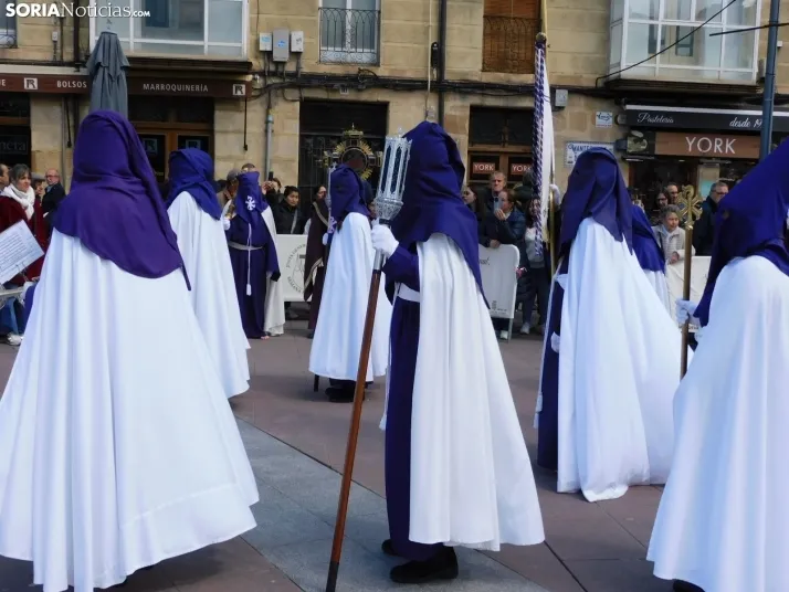 Fotos: Multitudinaria procesi&oacute;n de Las Siete Palabras de Jes&uacute;s en la Cruz
