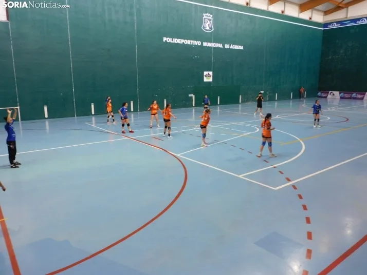 En im&aacute;genes: Las promesas del balonmano nacional se dan cita en &Aacute;greda