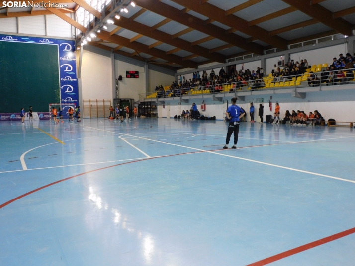 En im&aacute;genes: Las promesas del balonmano nacional se dan cita en &Aacute;greda