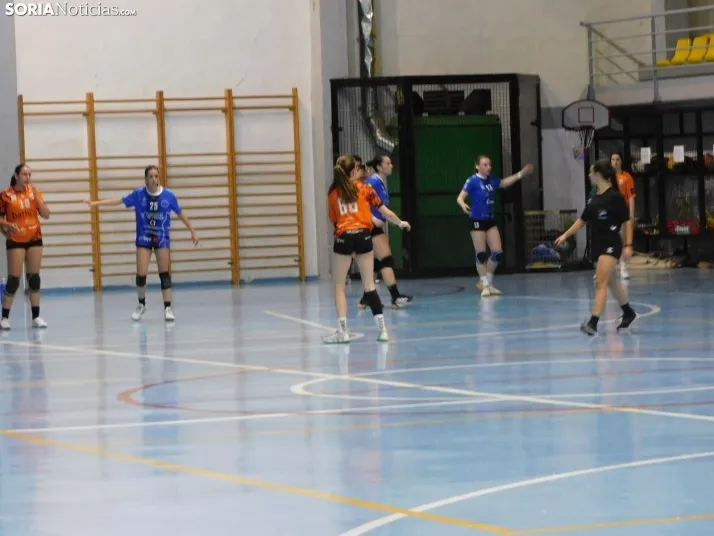 En im&aacute;genes: Las promesas del balonmano nacional se dan cita en &Aacute;greda