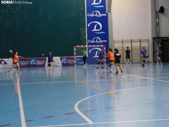 En im&aacute;genes: Las promesas del balonmano nacional se dan cita en &Aacute;greda