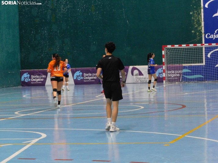 En im&aacute;genes: Las promesas del balonmano nacional se dan cita en &Aacute;greda