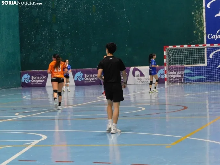 En im&aacute;genes: Las promesas del balonmano nacional se dan cita en &Aacute;greda